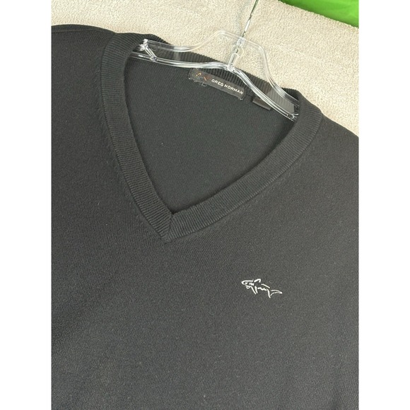 GREG NORMAN Sweater size XL Black With Shark Logo - V-neck Golf - Picture 1 of 3